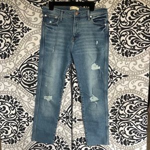 NWT Gap High Rise Slim Straight Jeans